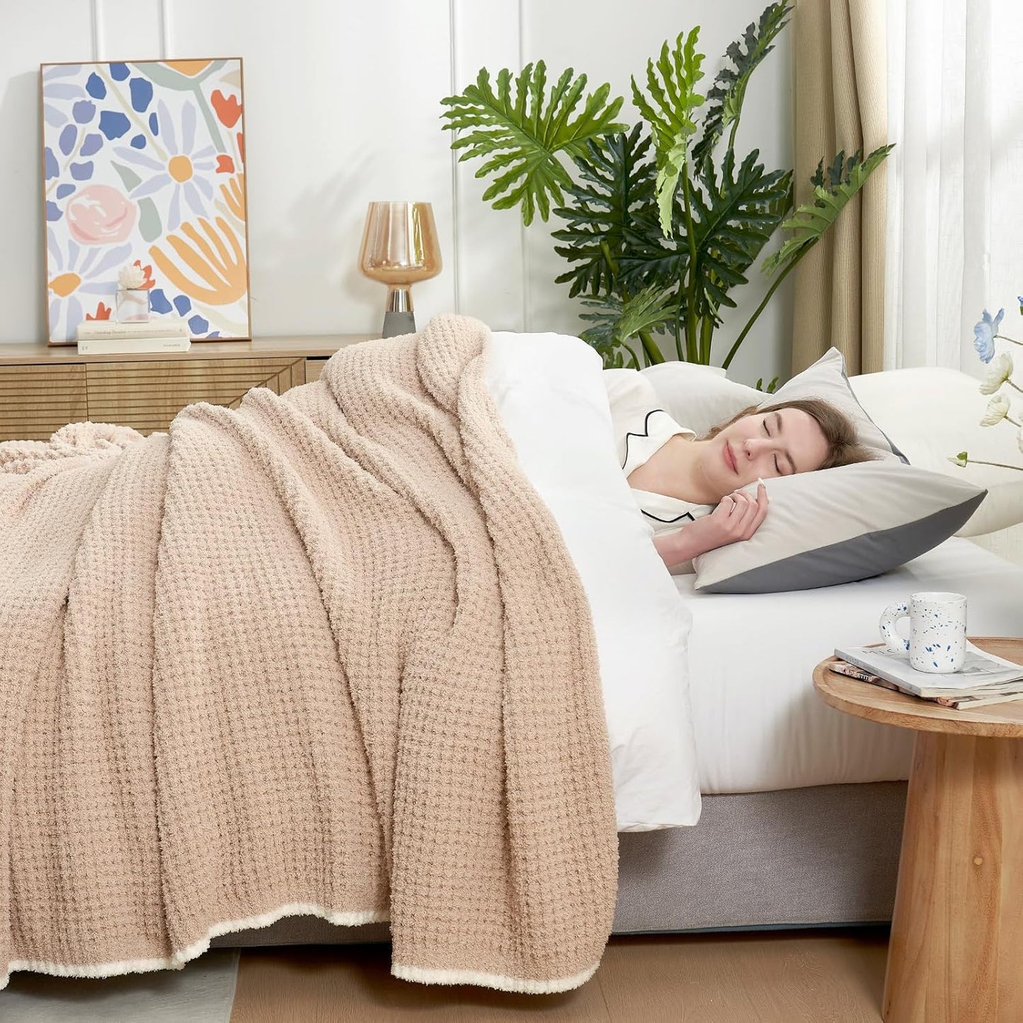 Snuggle Sac Beige Waffle Bedding Blankets Queen Size 90x90 inches, Reversible Microfiber Fluffy Fuzzy Soft Throw Cozy Knit Blanket for Women Mothers Birthday Gifts