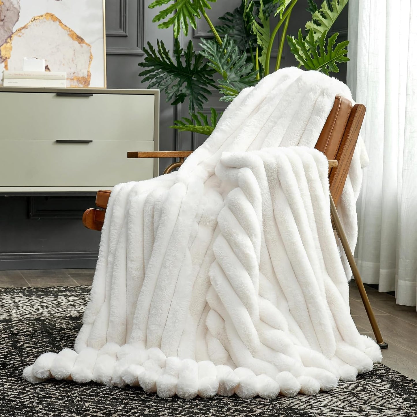 Cozy Bliss Faux Fur Throw Blanket for Couch, Cozy Warm Plush Striped Blanket for Sofa Bedroom Living Room, 50 * 60 Inches Cream White
