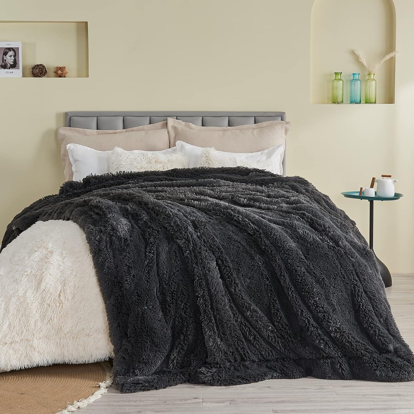 GONAAP Fuzzy Faux Fur Throw Blanket Queen Size Dark Grey Super Soft Cozy Plush Fuzzy Shaggy Blanket for Couch Sofa Bed (Dark Grey, Queen(90"x90"))