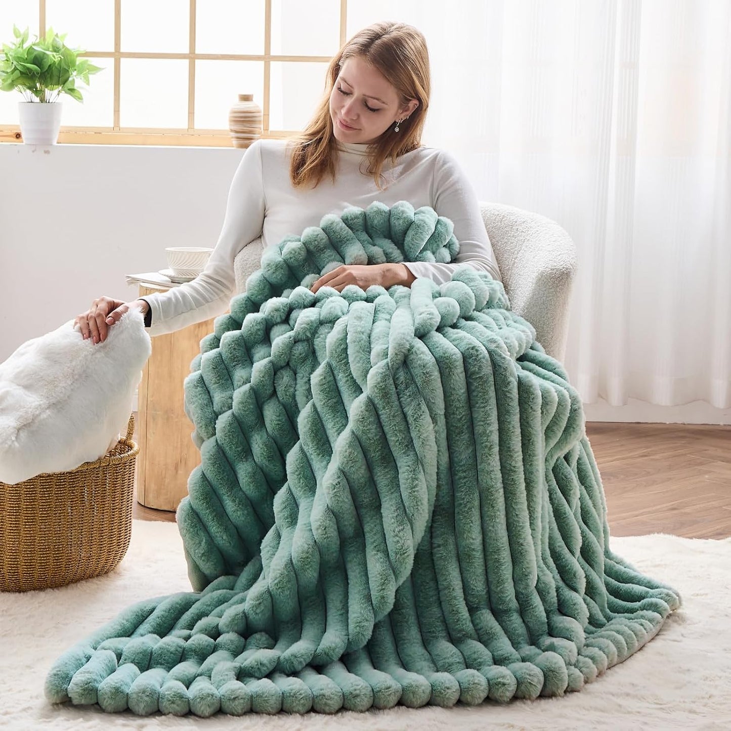 NEWCOSPLAY Faux Fur Twin Blanket New Sage Green 3D Ribbed Plush Thick Warm Blanket for Couch Sofa Bed 850GSM (New Sage Green Ribbed, Twin(60"x80"))