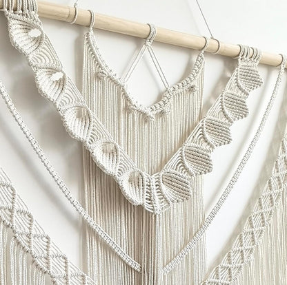 Achart Macrame Wall Hanging Large- Boho Wall Decor- large wall art- Wall Decor Living Room- Macrame Tapestry Boho Decor for Bedroom (Beige-Shells)