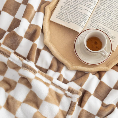 LOMAO Throw Blankets Flannel Blanket with Checkerboard Grid Pattern Soft Throw Blanket for Couch, Bed, Sofa Luxurious Warm and Cozy for All Seasons (Khaki, 90"x110")