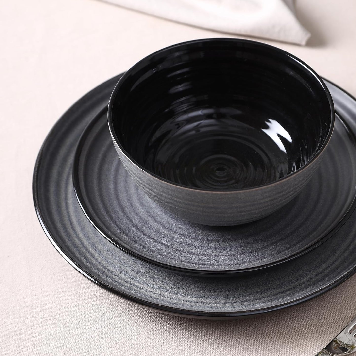 Stone Lain Dua 4-Piece Bowl Set Stoneware, Black