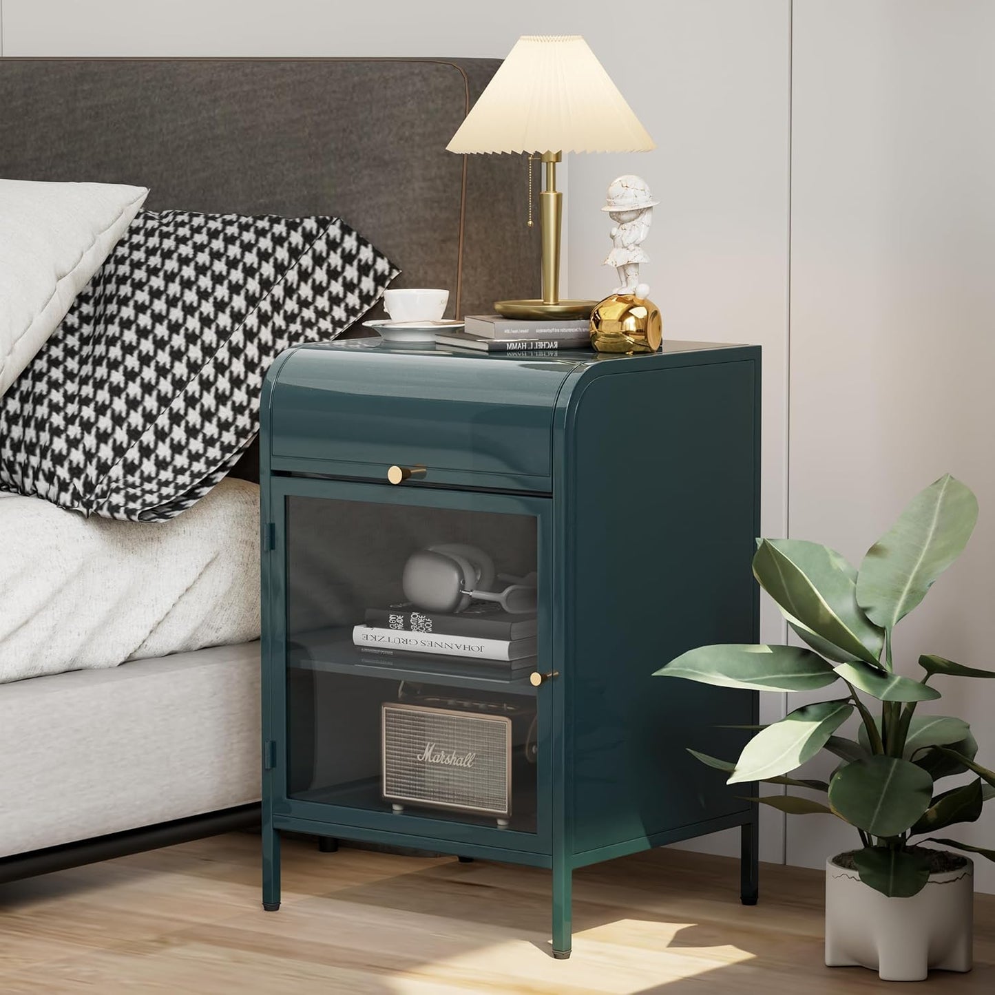 Modern Metal Side Tables, End Tables with Glass Door, 2-Tier Nightstands with Storage Shelves, Accent Table, Slim Sofa Table for Living Room, Bedroom (1, Green)