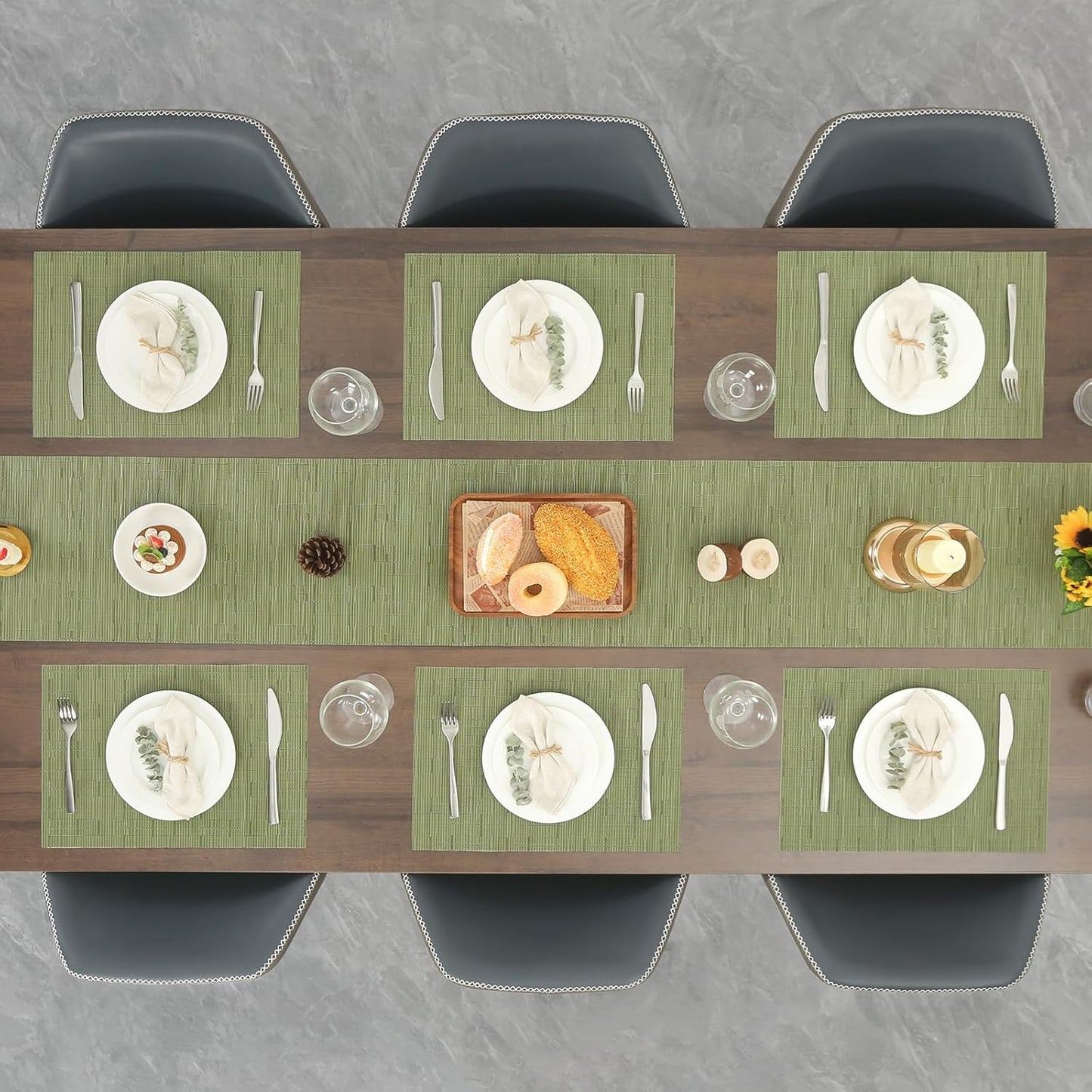 Myir JUN Placemats Set of 8, Vinyl Woven Placemats Place Mats Indoor Set of 8 Washable Table Mats Non-Slip Place mats for Dining Table (Green, Set of 8)