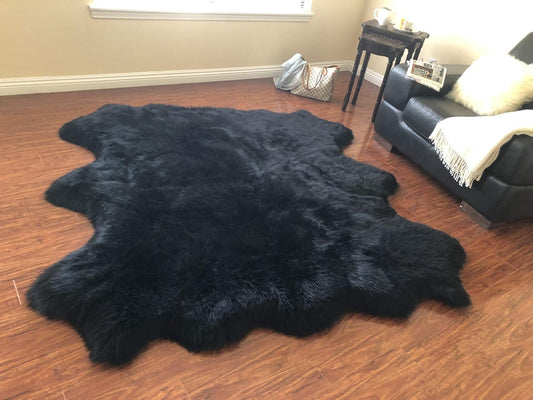 LAMBZY Faux Sheepskin Hypoallergenic Free Shape Silky Shag Rug, Luxury Shaggy Silky Plush Carpet for Bedrooms Rugs Living Kids Room Sofa Floor Rugs (Sexto 6 Pelts 6'x6', 180x180cm, Black)