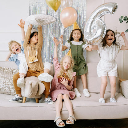 3 Pack Silver Backdrop Curtain Party Decorations Foil Fringe Backdrop Silver Tinsel Streamers Birthday Bachelorette New Year Christmas Wedding Baby Shower Disco Party Decorations