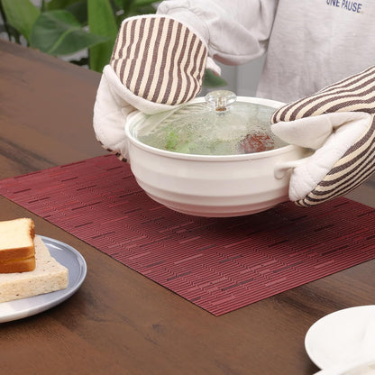 Myir JUN Placemats Set of 4, Vinyl Woven Placemats Place Mats Indoor Set of 4 Washable Table Mats Non-Slip Place mats for Dining Table (Red, Set of 4)