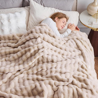 NEWCOSPLAY Faux Fur Throw Blanket Linen Bubble Blanket Thick Warm Soft for Couch Sofa Bed 550GSM (Linen, Throw(50"x60"))