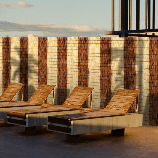 ZNCMRR Natural Reed Fencing Rolls,5.5FT X 16.4FT Balcony Screen Curtain Fence Covering Privacy Screen Fencing for Outdoor Backyard Patio（Stripy）