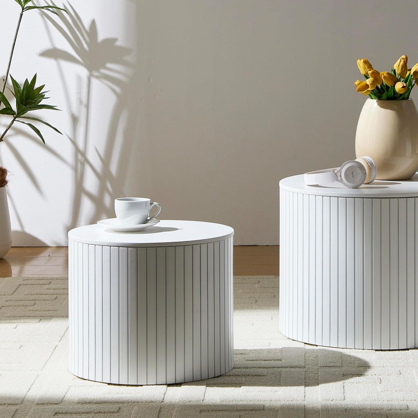 Nesting Cofee Tables Set of 2 with Storage, Modern Round Wooden Coffee Table Circle Side Tables Accent Walnut Table for Living Room, Small Spaces, Bedroom,Balcony, Office(19.17" White)