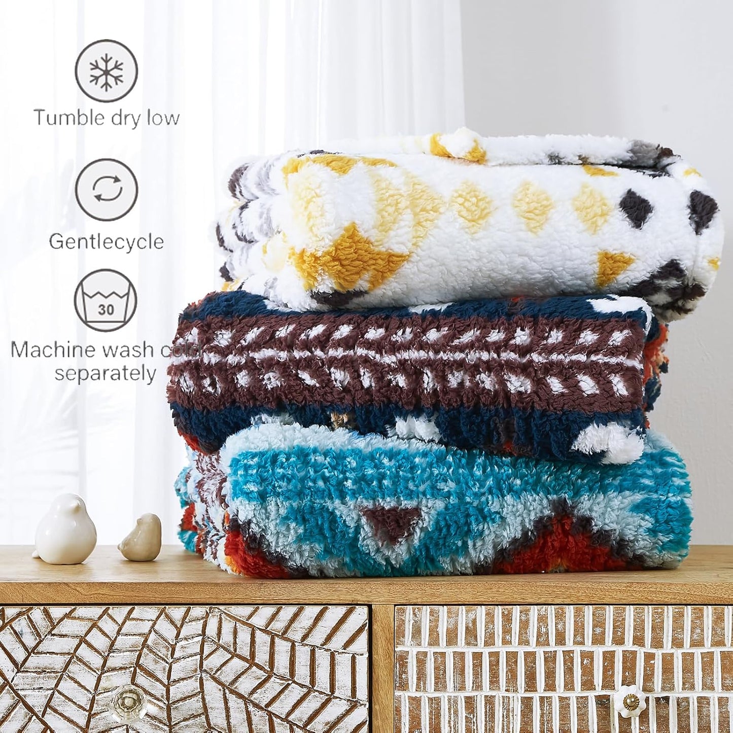 CASAAGUSTO Boho Sherpa Throw Blanket, Aztec Queen Blanket, Ultra Soft, Warm, Cozy, Plush, Thick Fleece Bohemian Throw Blanket for Couch, Bed, Sofa (Aqua 90 * 90 Inch)