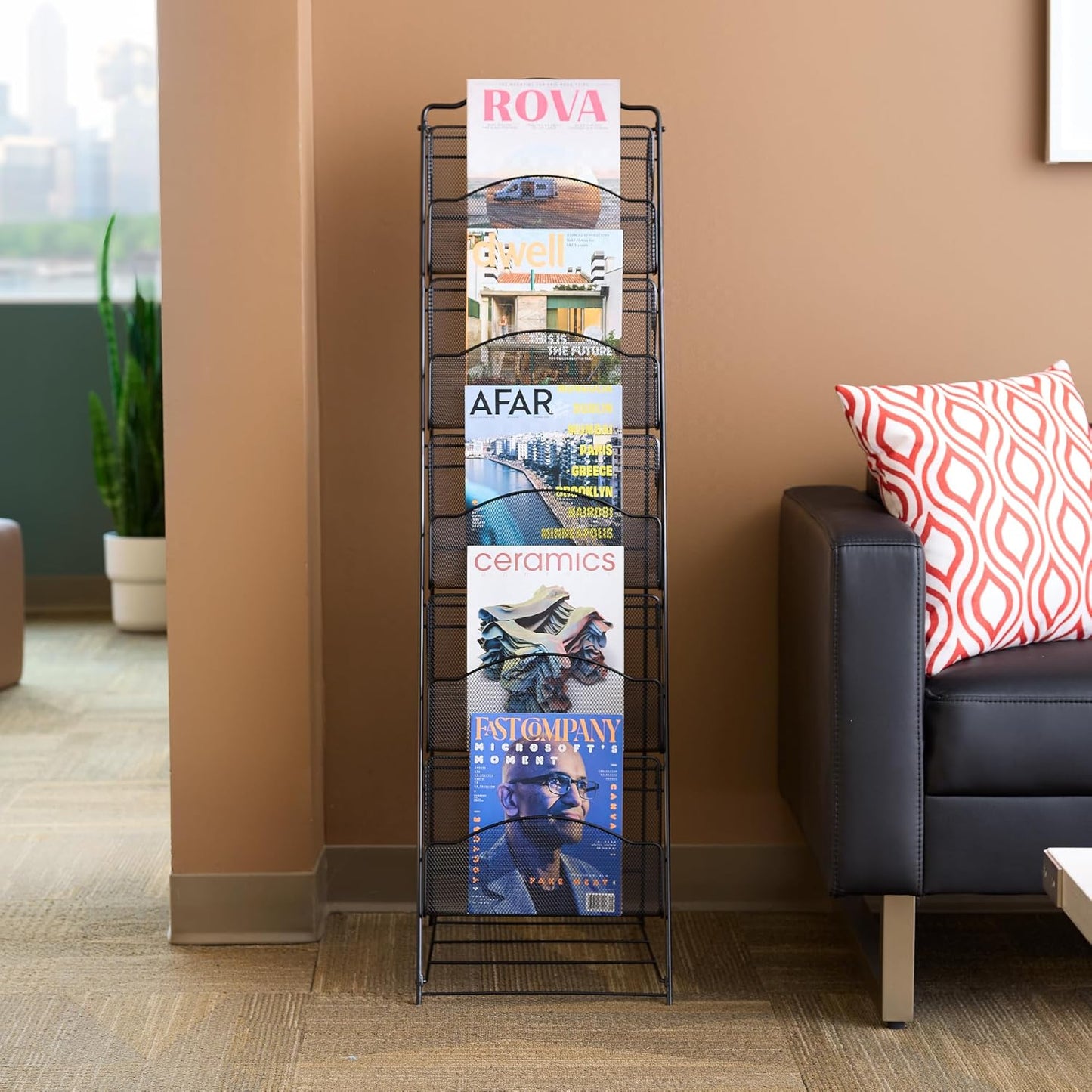 Safco Onyx Mesh Magazine Holder, Ladder Style Display Rack with 5 Pockets, Brochure Organizer, Commercial-Grade Steel Construction, Black