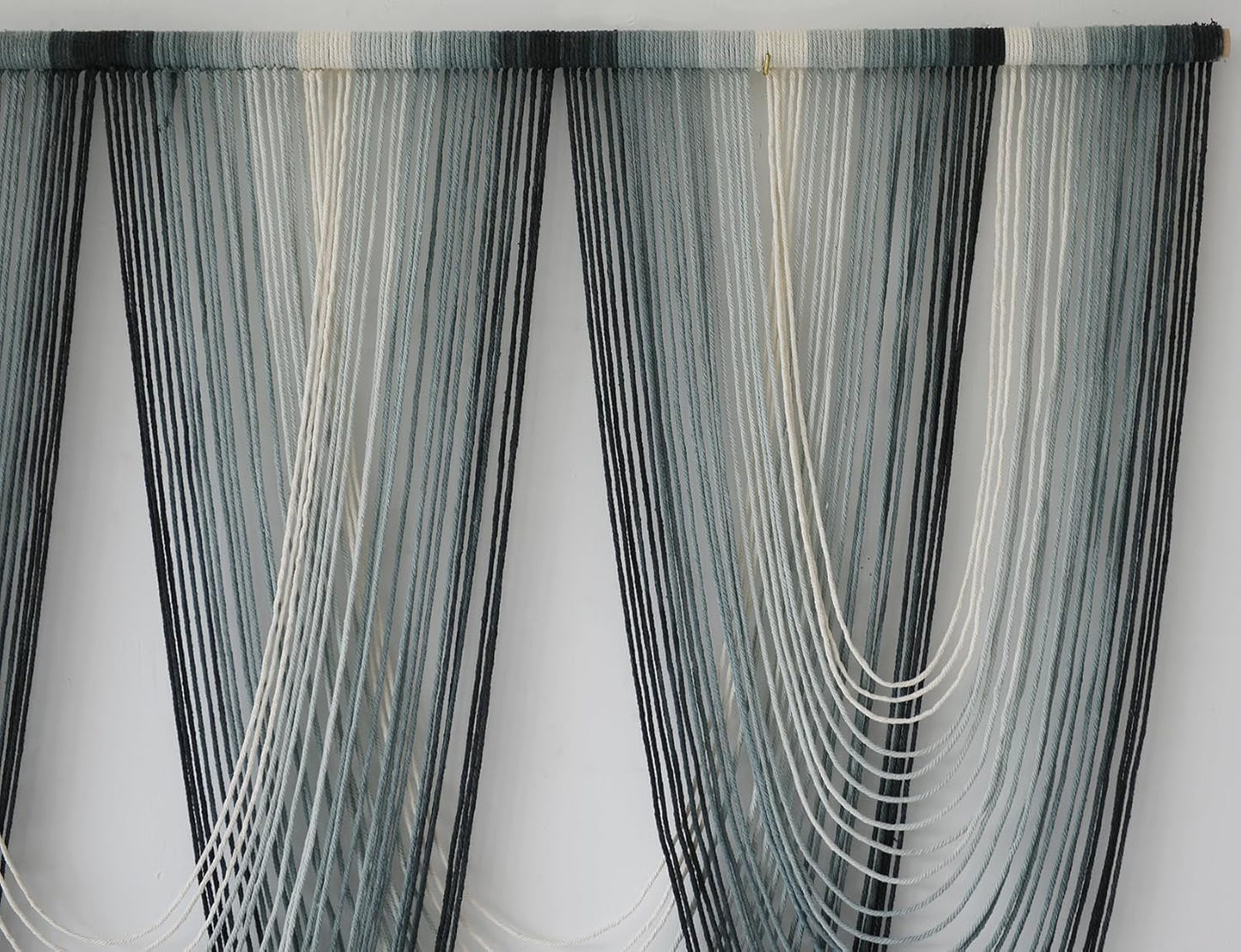 IOWER Large Macrame Wall Hanging Dip-Dyed Macrame Wall Decor Boho Wall Decor Craftsmanship Fiber Art 57" W x 41" L