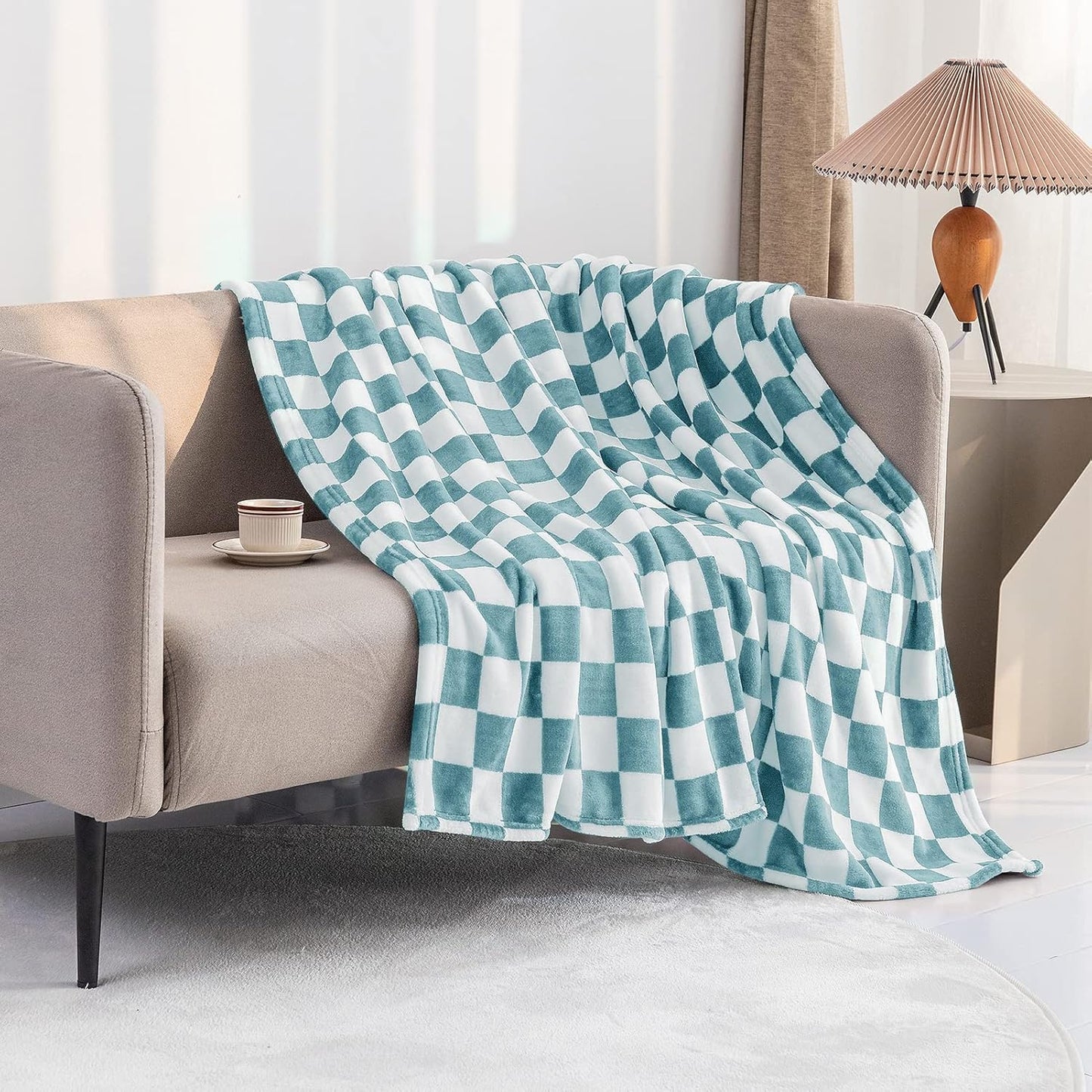 LOMAO Throw Blankets Flannel Blanket with Checkerboard Grid Pattern Soft Throw Blanket for Couch, Bed, Sofa Luxurious Warm and Cozy for All Seasons (Light Blue, 40"x50")