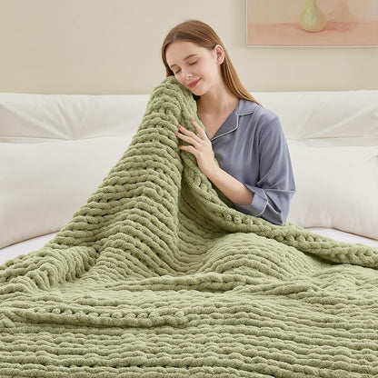 Chunky Knit Throw Blanket, 60''*80'' Knitted Throw Chenille Yarn for Bed Couch, Handmade Light Green Crochet Big Thick Blanket, Machine Washable Cute Comfy Blanket for Home Decor