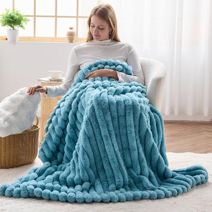 NEWCOSPLAY Faux Fur Twin Blanket Blue 3D Ribbed Plush Thick Warm Blanket for Couch Sofa Bed 850GSM (Blue Ribbed, Twin(60"x80"))