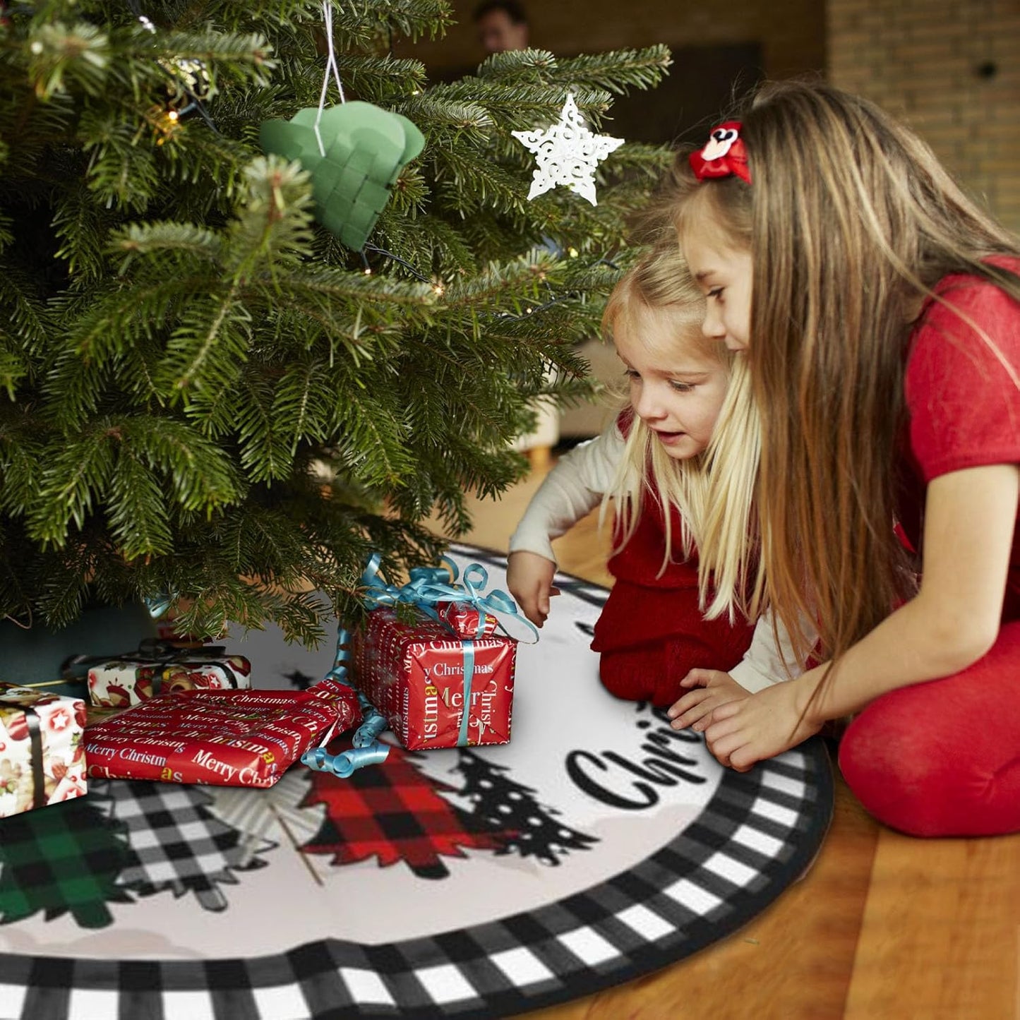 Christmas Tree Skirt 48 Inch Buffalo Plaid Xmas Tree Skirts Rustic Vintage Farmhouse Black and White Christmas Decoration Ornaments for Merry Christmas Holiday Party Indoor Outdoor