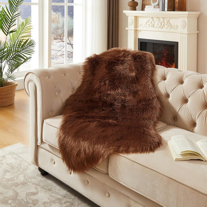 AMTOVO Faux Fur Rug, Coffee Area Rug, Fluffy Sheepskin Rug, Fuzzy Ultra Soft 2 x 4 ft Shag Rugs for Bedroom Sofa Throw Cushion Room Decor, Sheepskin