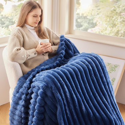 NEWCOSPLAY Super Soft Twin Blanket Navy Premium Silky Flannel Fleece 3D Ribbed Jacquard Lightweight Bed Blanket All Season Use (Navy Ribbed, Twin(60"x80"))