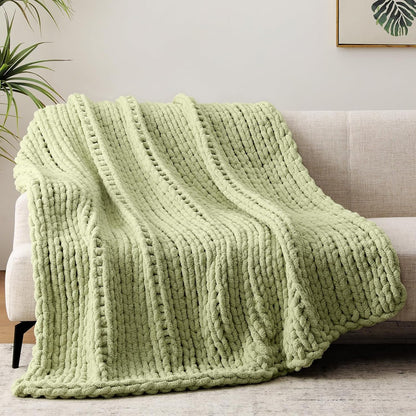 Chunky Knit Throw Blanket, 40''*50'' Knitted Throw Chenille Yarn for Bed Couch, Handmade Light Green Crochet Big Thick Blanket, Machine Washable Cute Comfy Blanket for Home Decor