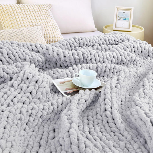 Admitrack Chunky Knit Blanket Throw, 100% Hand Knit Chenille Throw Blanket for Sofa & Home Decor, Soft and Cozy Knitted Throw Blankets (Light Gray，51"x63")