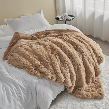GONAAP Fuzzy Faux Fur Throw Blanket Queen Size Brown Super Soft Cozy Plush Fuzzy Shaggy Blanket for Couch Sofa Bed (Brown, Queen(90"x90"))