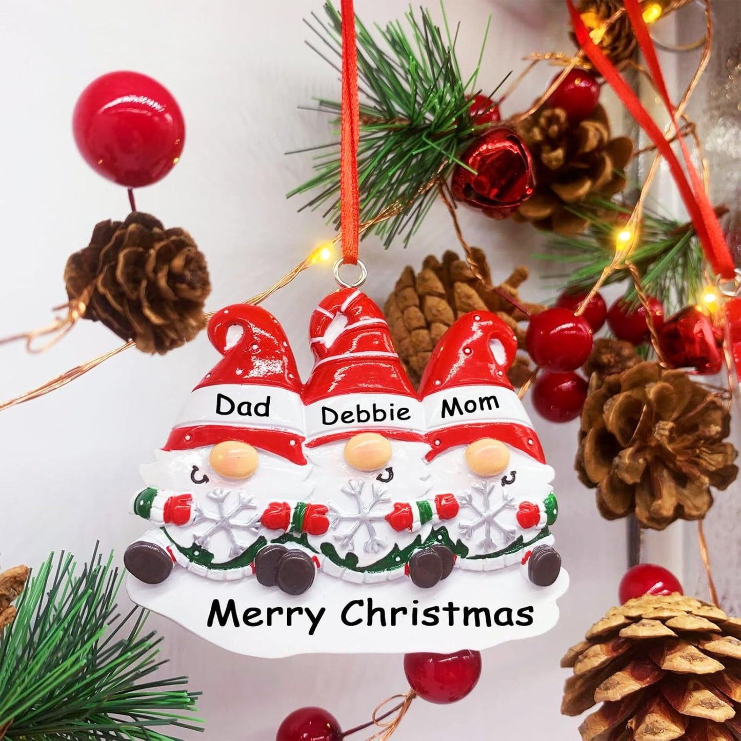 Personalized Christmas Ornaments 2025,Family of 2,3,4,5,6 Gnome Custom Christmas Ornament,Customized Name Ornament,Xmas Ornaments,Customized Xmas Tree Decorations Gifts,Gnome