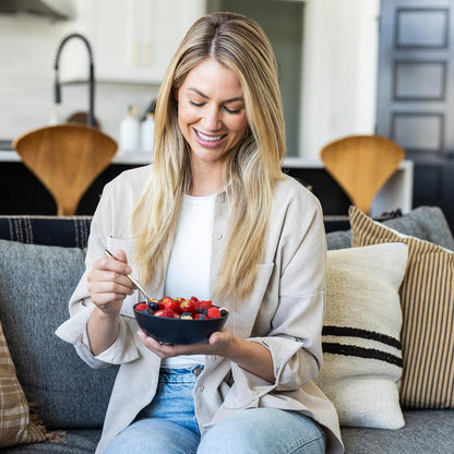 Grow Forward Premium Wheat Straw Bowls - 20oz Microwave Safe Plastic Cereal Bowls Set of 8 for Kitchen, Camping, RV, Dessert, Snack, Soup, Salad, Fruit - Reusable, Unbreakable & BPA Free - Midnight