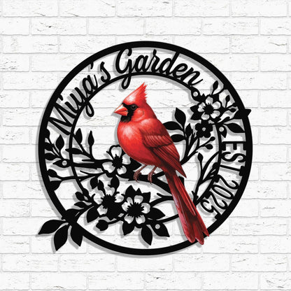 Personalized Name Garden Cardinal Metal Signs with Stake, Custom Family Name Yard Decor for Outdoor Outside, Cardinal Lawn Patio Stake Gardening Enthusiasts Grandmothers Gift