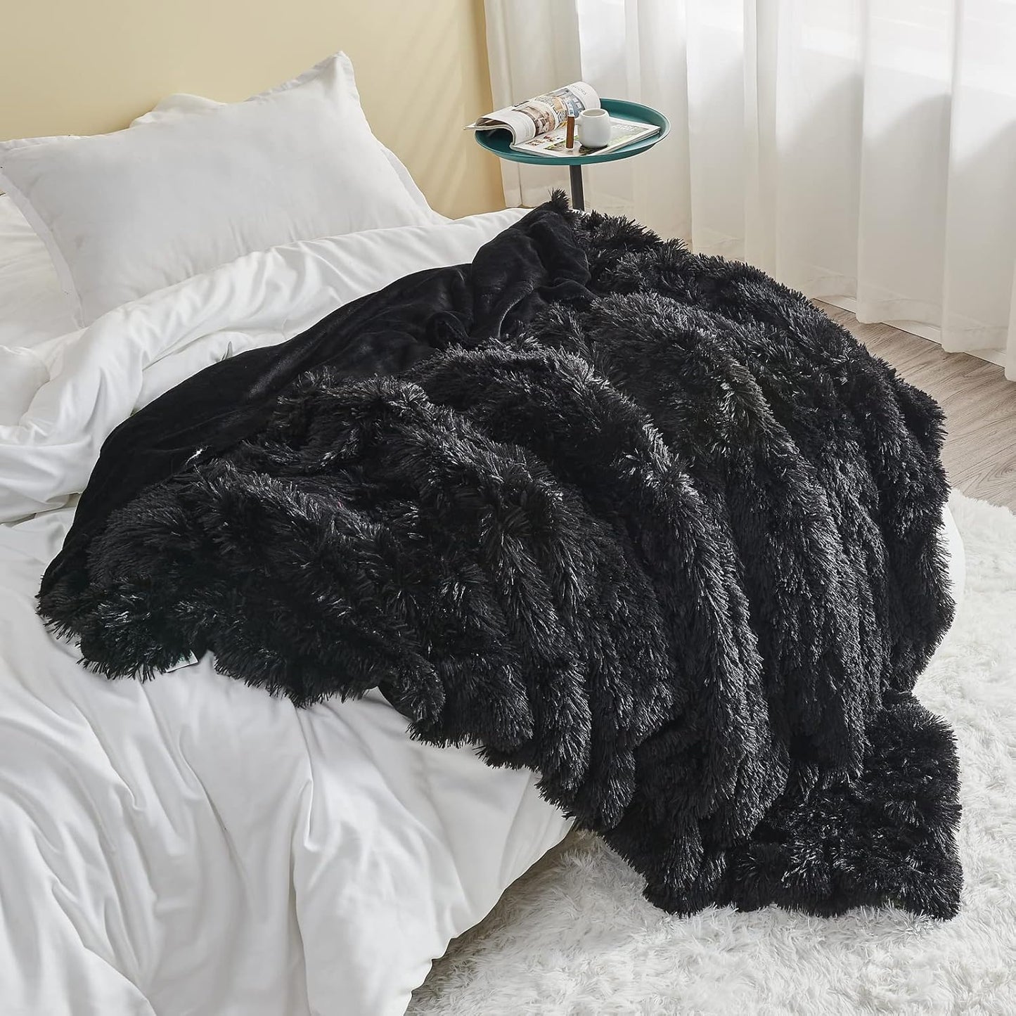 GONAAP Fuzzy Faux Fur Throw Blanket Queen Size Black Super Soft Cozy Plush Fuzzy Shaggy Blanket for Couch Sofa Bed (Black, Queen(90"x90"))