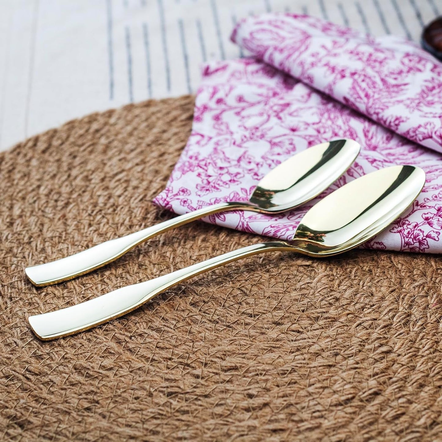 Alata Kate Champagne Gold Mirror 40-Piece Silverware Set,Service for 8,Stainless Steel Flatware Set,Mirror Cutlery Set,Dishwasher Safe