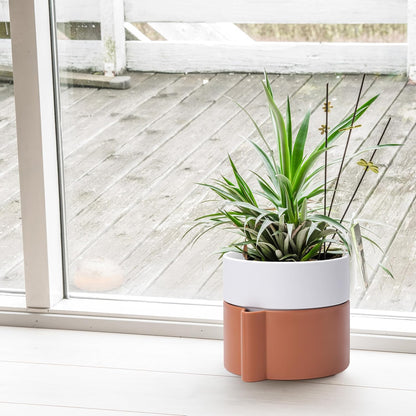 8 Inch Self-Watering Planter Pot with Terracotta Insert, Deep Water Reservoir, and Ceramic-Alike BPA-Free Plastic Planter Pot for Plant, Modern Planter for Houseplants, Terracotta/White, 53-B-T-6