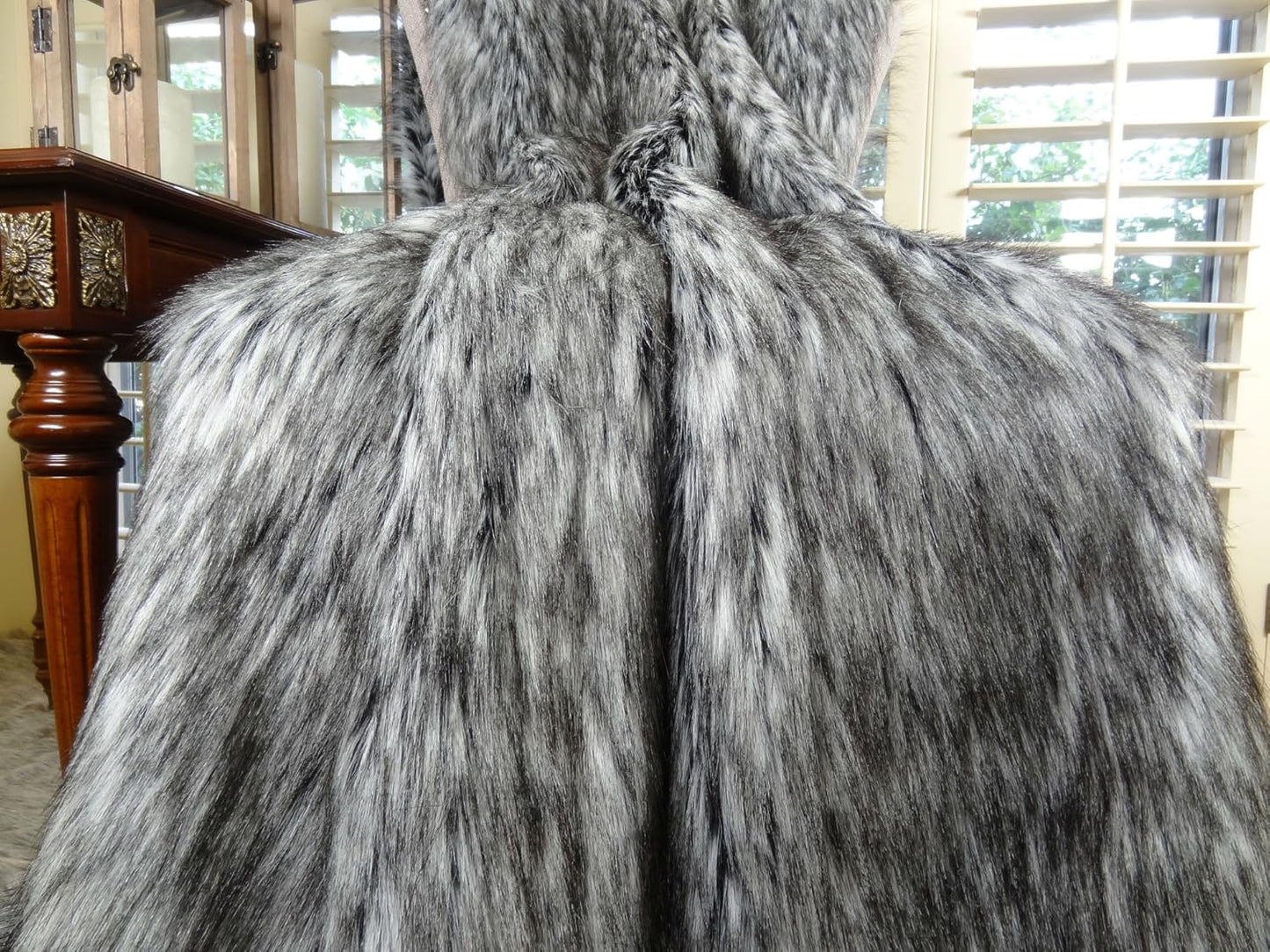 Exotic Siberian Gray White Black Husky Fur - Gray Faux Fur Throw Blanket - Luxury Soft Faux Fur, Made in USA, 16411