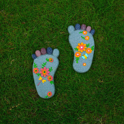 Stepping Stones - Resin Footprint Shaped Set of 2 (Light Gray)