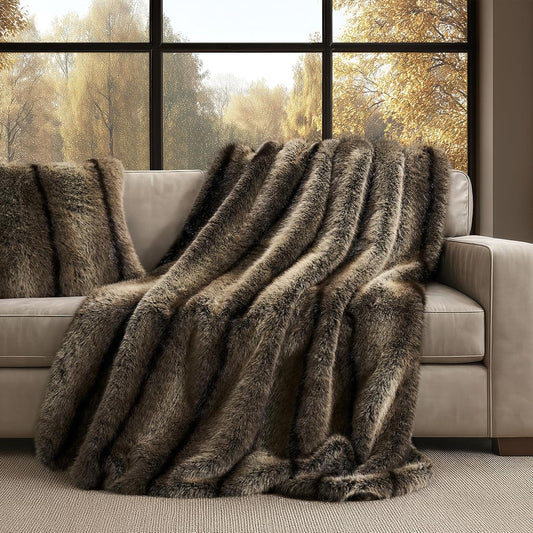 Luxury Faux Fur Throw Blanket, Soft Fluffy Faux Mink Blankets for Bed, Couch, Sofa, Thick Cozy Plush Warm Fur Throws with Reversible Velvet, Ombré Sable Brown, 60"x80"