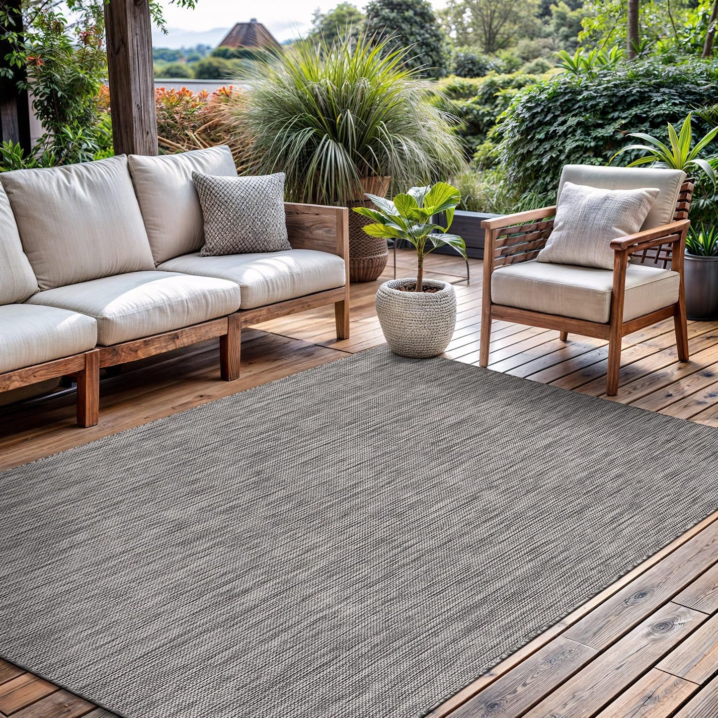 CAMILSON Outdoor Rug 5x7 Modern Area Rugs for Indoor and Outdoor Patios and Porches - Waterproof, Washable, Non-Shedding, Easy-to-Clean Outside Carpet (5 x 7, Solid - Silver Gray)