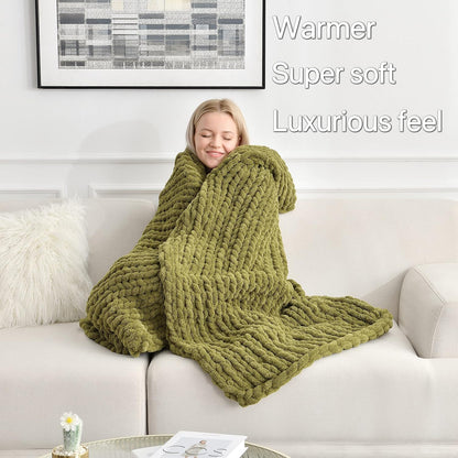 Maetoow Tighter Version Chenille Chunky Knit Blanket Throw 50×60 Inch, Handmade Warm & Cozy Blanket Couch, Bed, Home Decor, Soft Fleece Banket, Boho Thick Blankets and Giant Yarn Throws，Olive Green