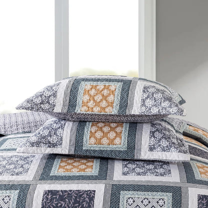 NEWLAKE Quilt Bedspread Sets - Bohemian Farmhouse Pattern Reversible Coverlet Set, Queen Size