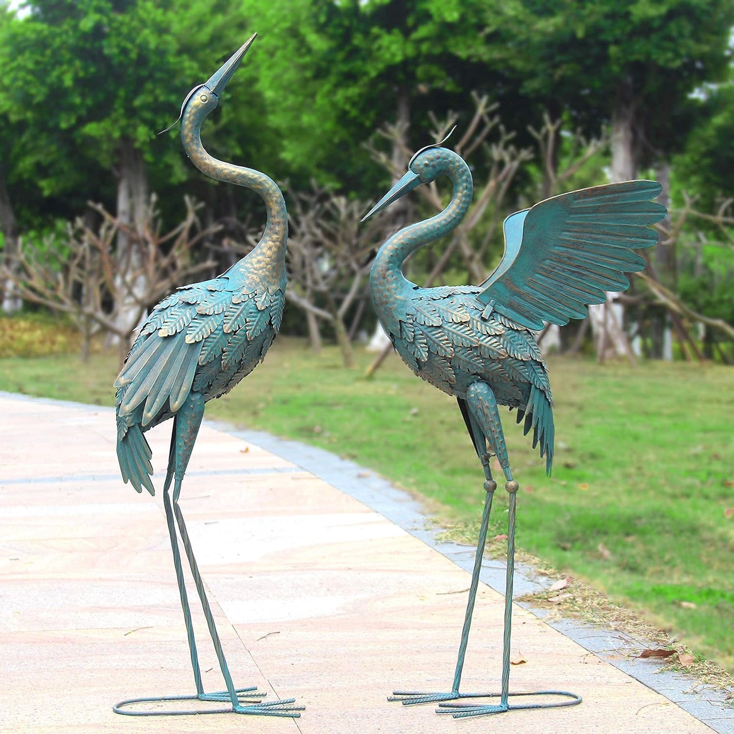 33-37 Inch Metal Crane Garden Statue Décor, Bird Garden Sculpture & Statues, Outdoor Decoration for Yard Patio Lawn Backyard Pool, Vintage Spread Wings Crane, Set of 2