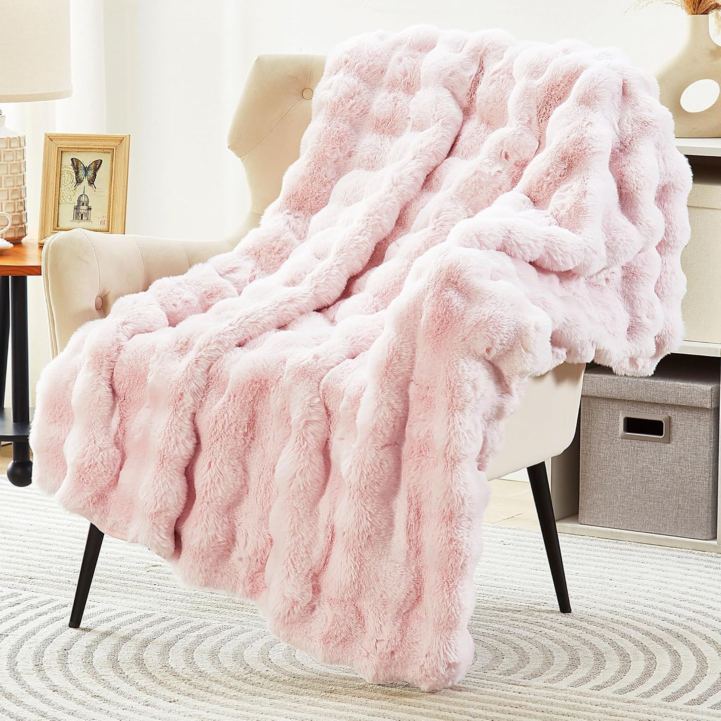 DREAMNINE Large Soft Thick Fuzzy Bubble Faux Rabbit Fur Bed Blanket Queen Size - 80" x 90", Big Warm Shaggy Fluffy Blankets for Winter, Solid Luxury Cozy Cute Bumpy Furry Blanket for Adult Girl, Pink