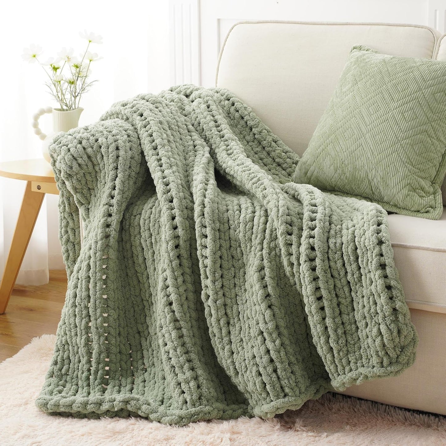 Battilo Chunky Knit Throw Blanket, Soft and Thick Chenille Throw Blanket, 50"x60" Handmade Cable Knit Crochet Blanket, Large Rope Knot Throw Blankets for Couch Sofa Bed Home Decor, Light Green