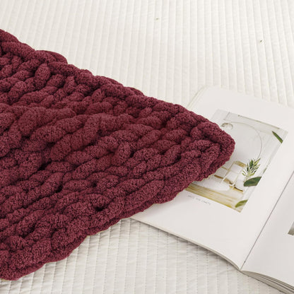 WESHIONGOO Chunky Knit Blanket Throw 40"×40" Knitted Throw Blankets for Couch Bed Fluffy Soft Blanket with Jumbo Chenille Yarn Thick 100% Handmade (Burgundy Red)