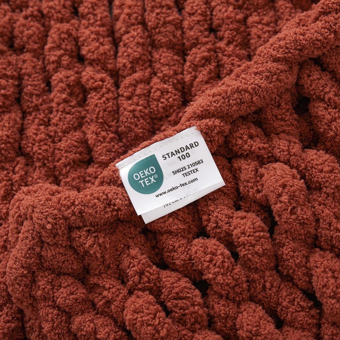 WESHIONGOO Chunky Knit Blanket Throw　40"*40“ Knitted Throw Blankets for Couch Bed Fluffy Soft Blanket with Jumbo Chenille Yarn Thick 100% Handmade(Ｒｕｓｔ)