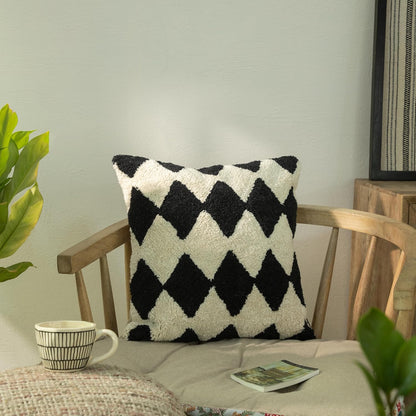 Tufted Boho Pillow Covers 18X18 Inch Throw Pillow Covers Decorative Cushion Cover Exquisitely Crafted with Hand-Finished Tuft Farmhouse Pillow Case for Couch Sofa Bed Living Room Bedroom