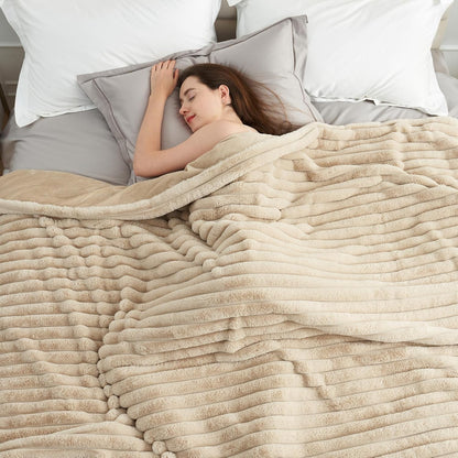 Amélie Home Faux Fur Throw Blanket for Couch, Cozy Fuzzy Fluffy Fur Luxurious Soft Striped Plush Gift Blankets for Family Sofa Chair Bed Living Room Bedroom, 60"x80", Beige