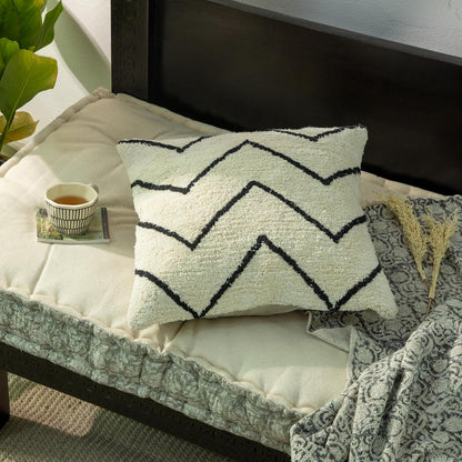 Tufted Boho Pillow Covers 18X18 Inch Throw Pillow Covers Decorative Cushion Cover Exquisitely Crafted with Hand-Finished Tuft Farmhouse Pillow Case for Couch Sofa Bed Living Room Bedroom