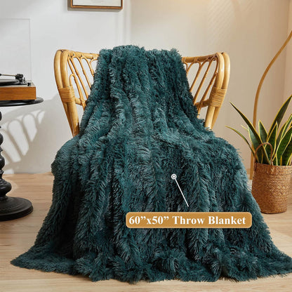 XeGe Luxury Faux Fur Throw Blanket, Deep Green Soft 50x60 Fluffy Blanket Throw, Shaggy Plush Decorative Couch Blanket, Cute Furry Throw Fuzzy Office Lap Blanket for Bedroom Living Room Dark Green