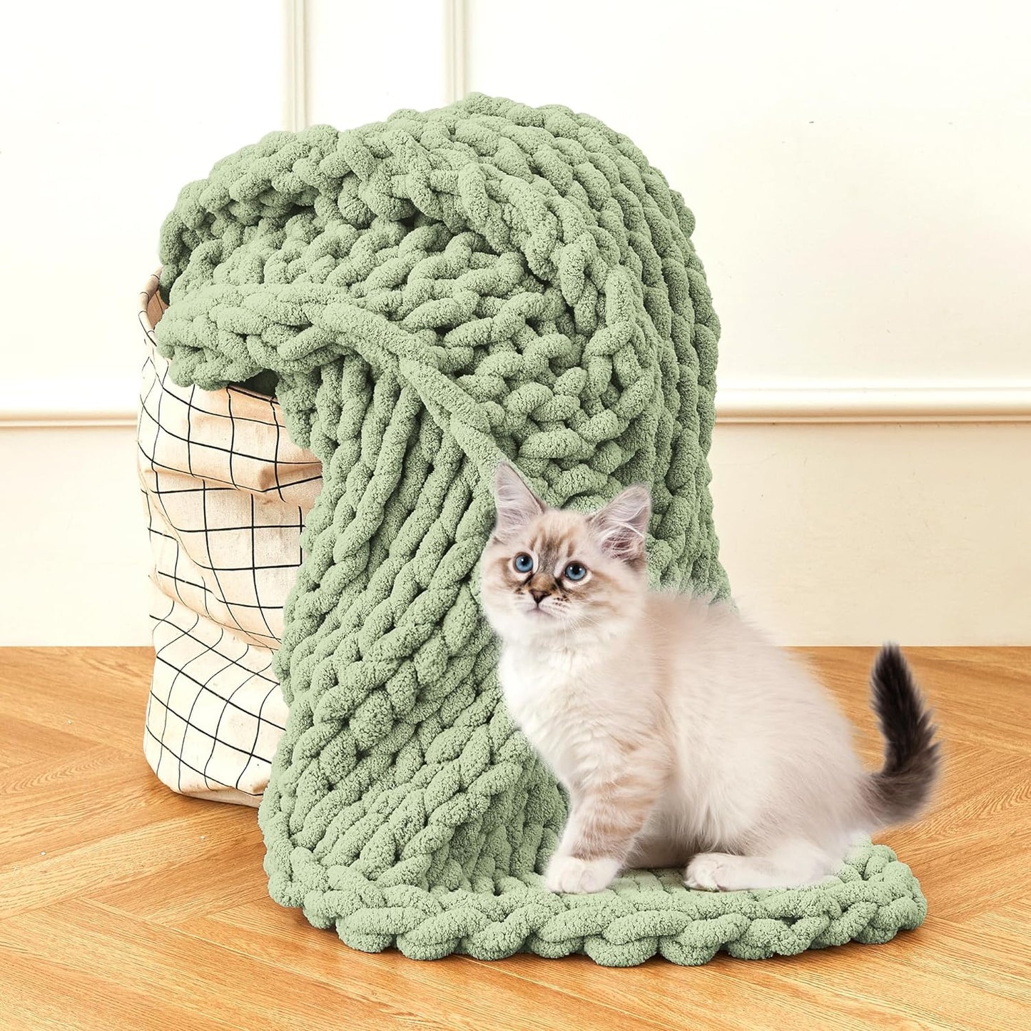 Admitrack Chunky Knit Blanket Throw, 100% Hand Knit Chenille Throw Blanket for Sofa & Home Decor, Soft and Cozy Knitted Throw Blankets (Sage Green，40"x50")