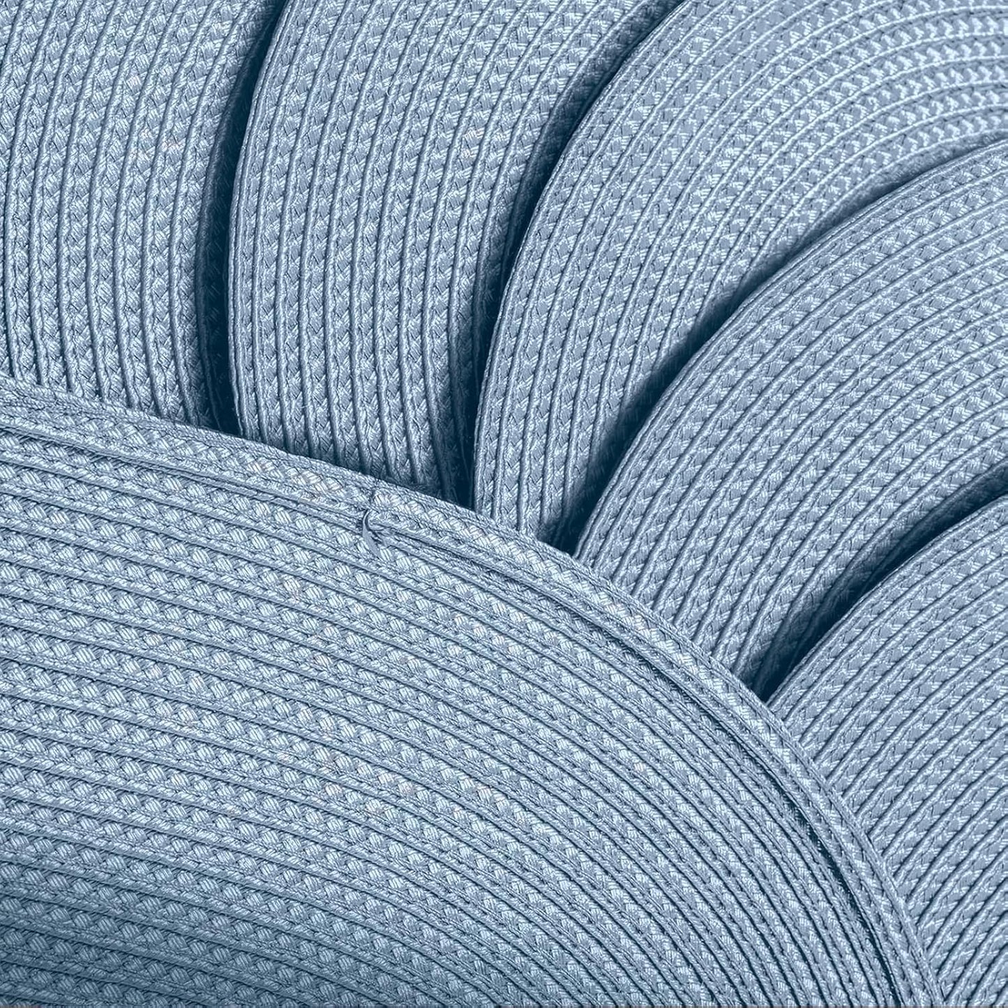 AHHFSMEI Placemats Set of 6 for Dining Table Washable Woven Vinyl Non-Slip 18x12 inches Placemat Heat-Resistant Durable Table Mats for Dining Table Easy to Clean(Light Blue)